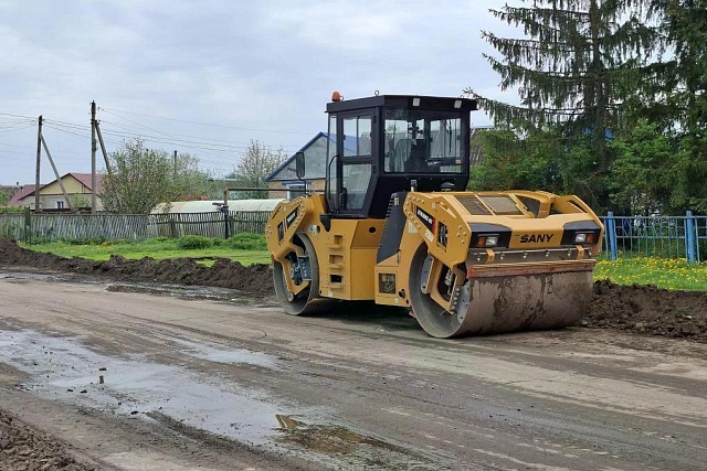 В Вадинске стартовали работы по благоустройству тротуара на улице Молодёжной
